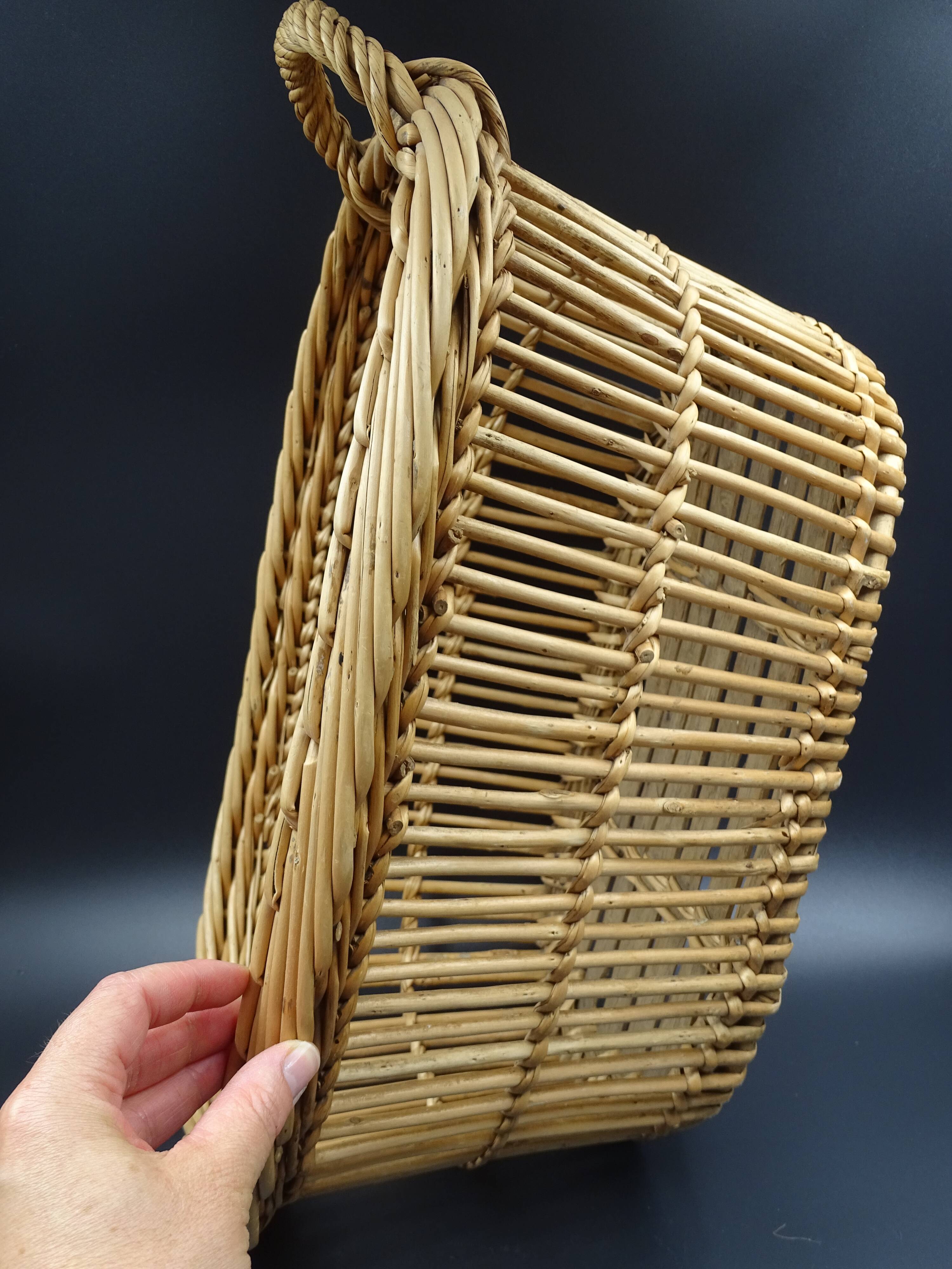 Basket or old wicker laundry basket