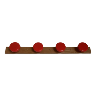 Old coat rack grosfillex red and beige