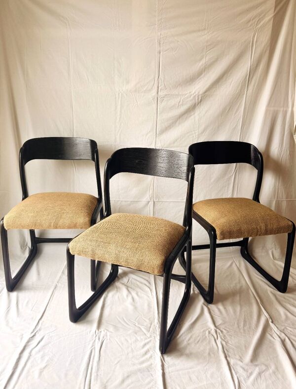 Lot de 3 chaises bémol dites ''traineau''  Baumann