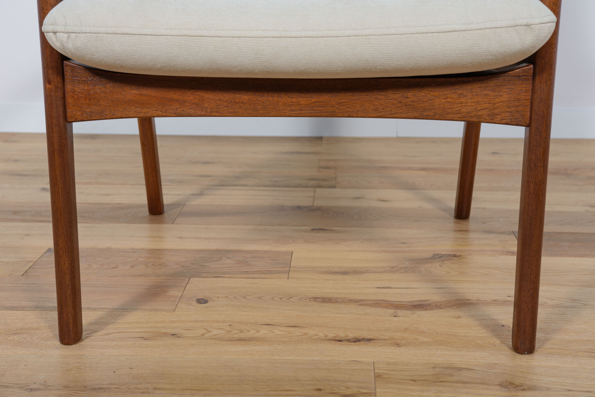 PJ112 Lounge Chairs by Ole Wanscher for Poul Jeppesens, 1960s, Set of 2