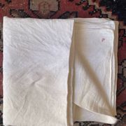Grande nappe ancienne en coton effet damiers.