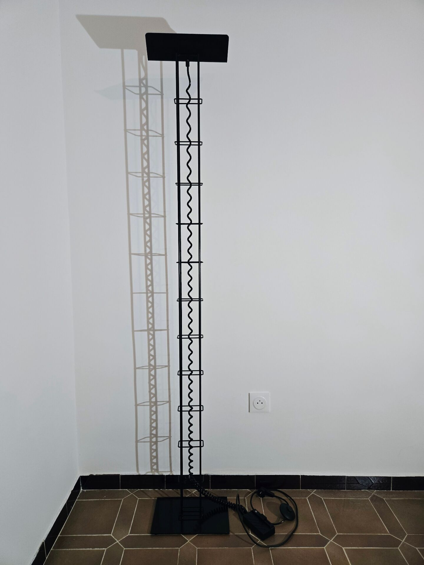 Postmodern halogen floor lamp from the 1980s - Italian style