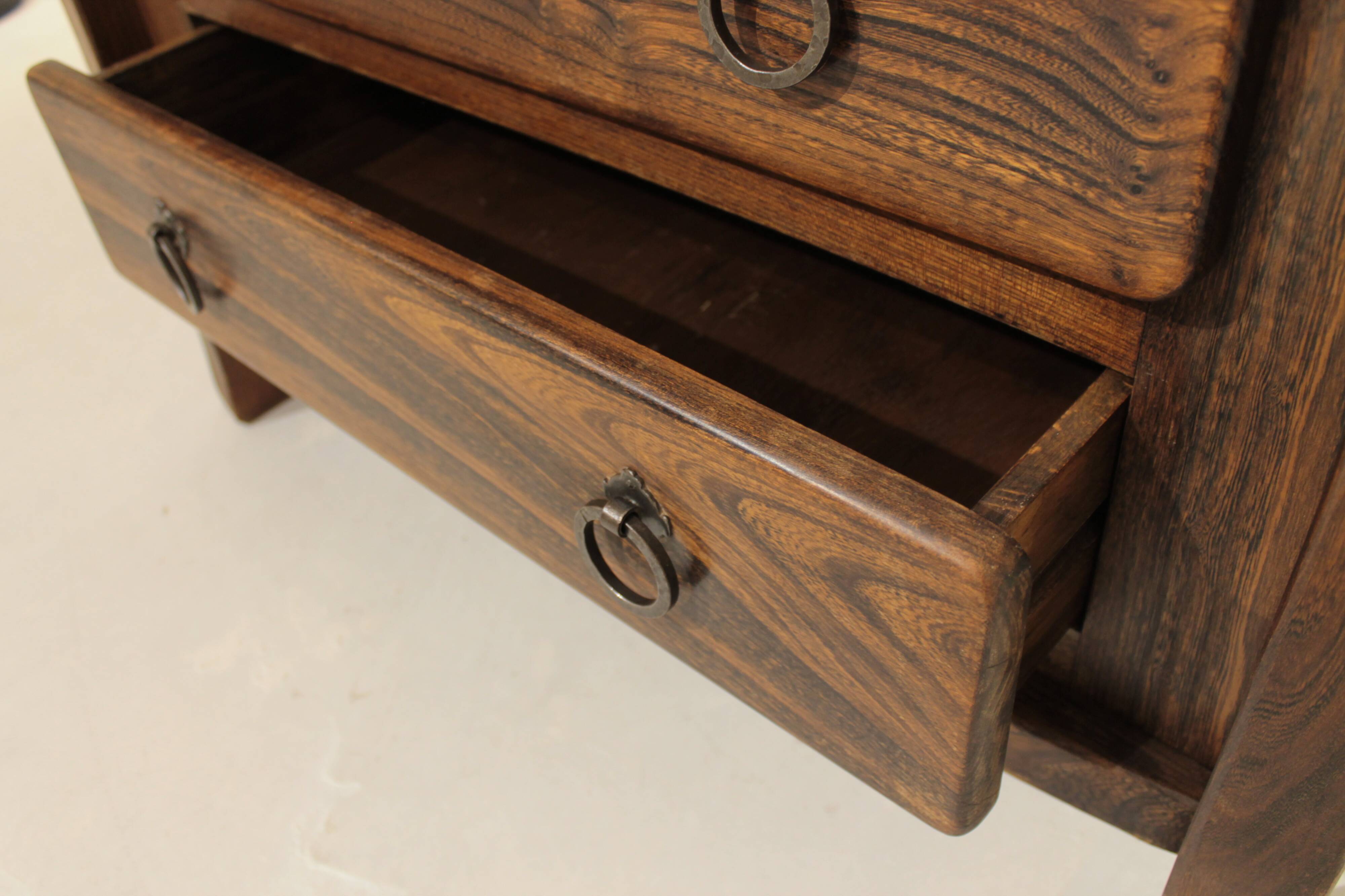 Commode brutaliste en orme Aranjou - Année 60