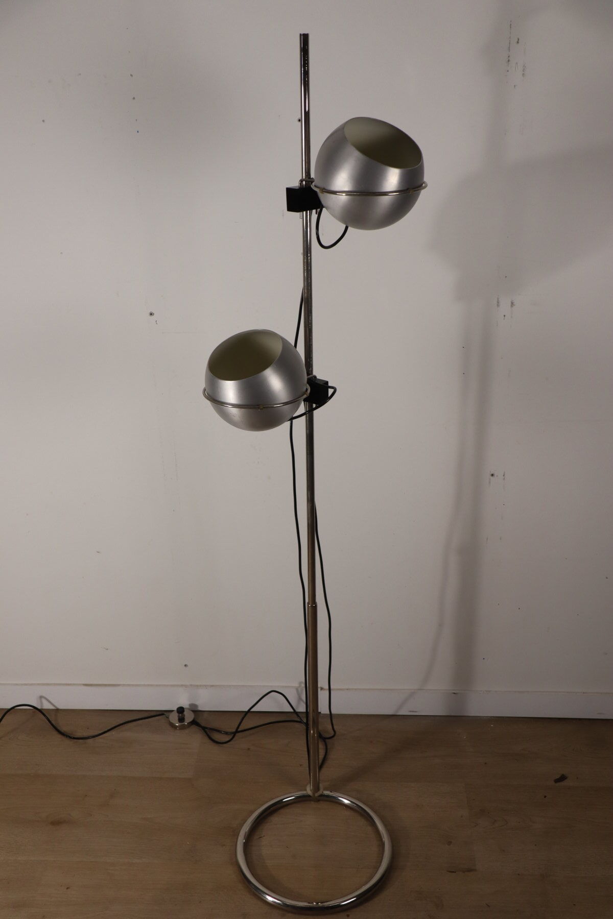 Vintage "Eyeball" floor lamp by Goffredo Reggiani - 1970