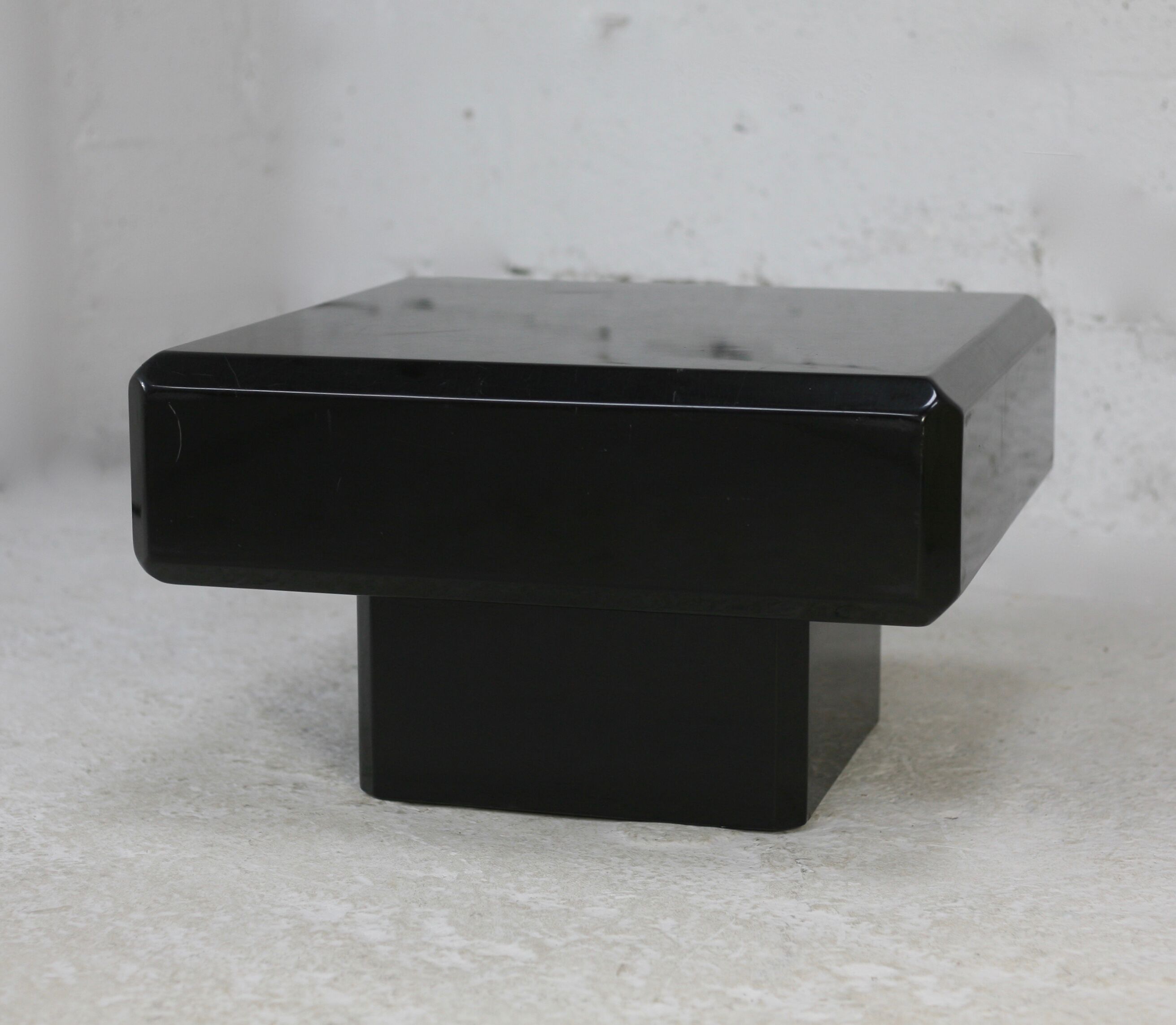 Black lacquered wood coffee table, France, circa 1970