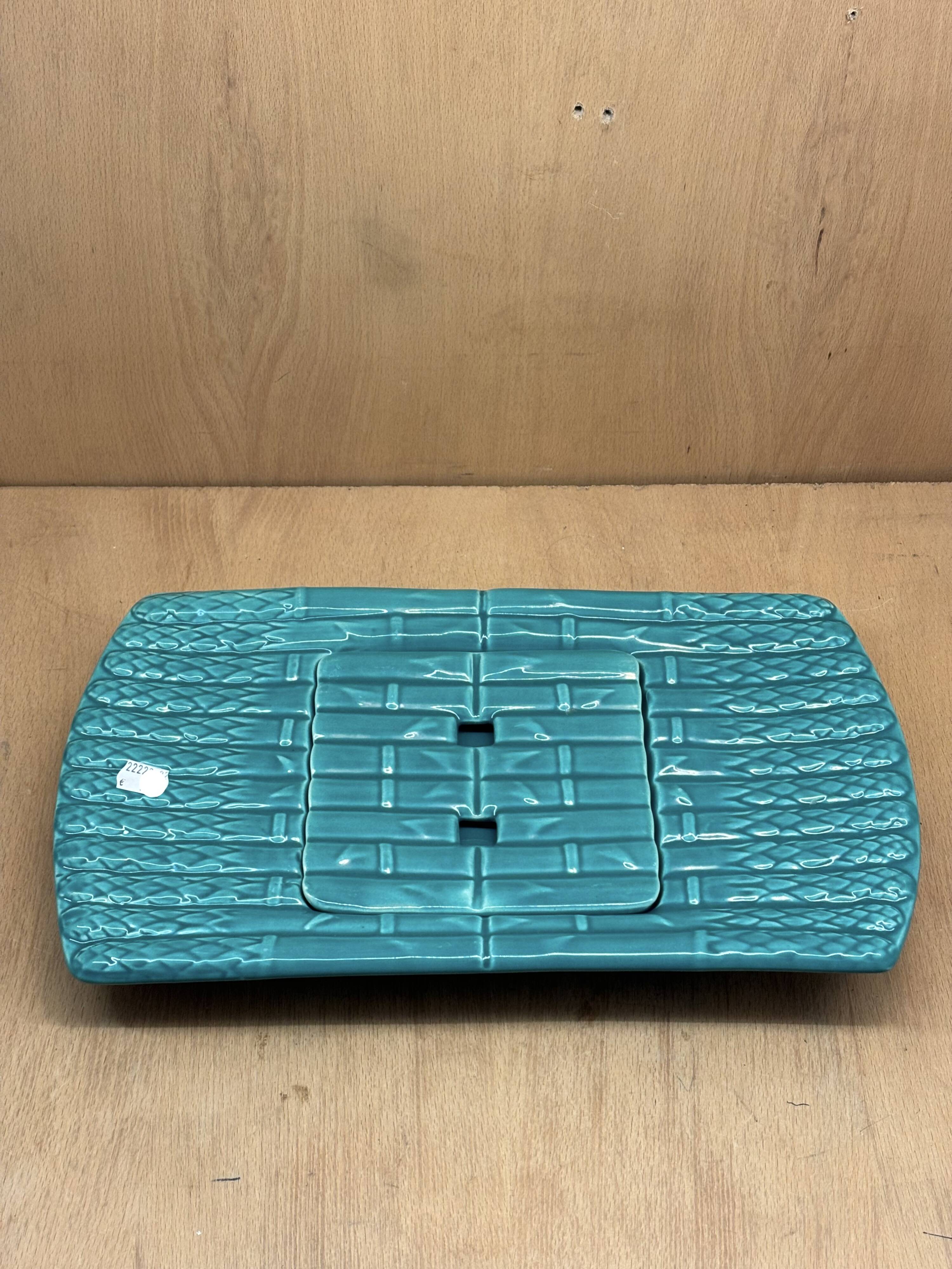 Slush asparagus dish with drainer