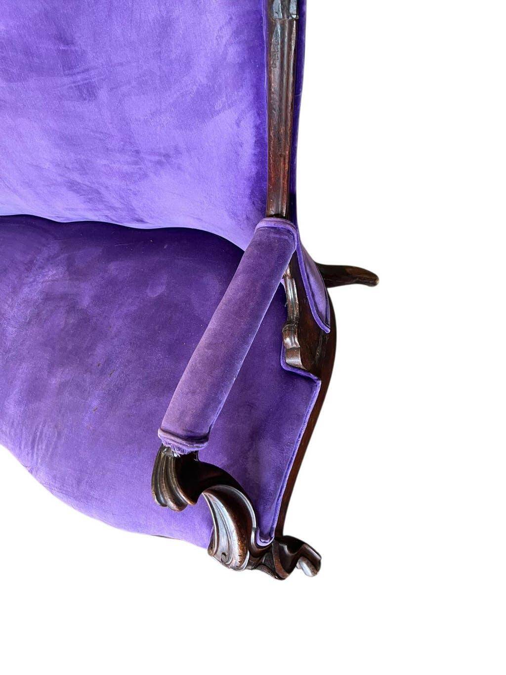 Fauteuil/canapé trois places baroque vintage violet-pourpre
