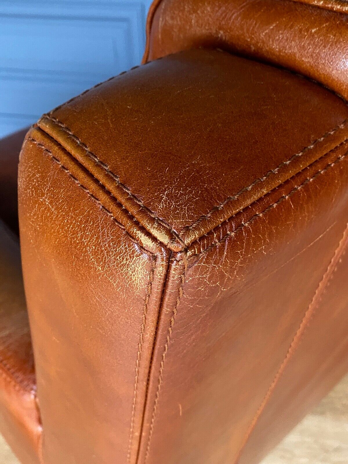 Armchair leather patina brown 1970 surpic roulette