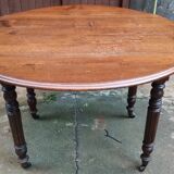 Louis Philippe Round Table