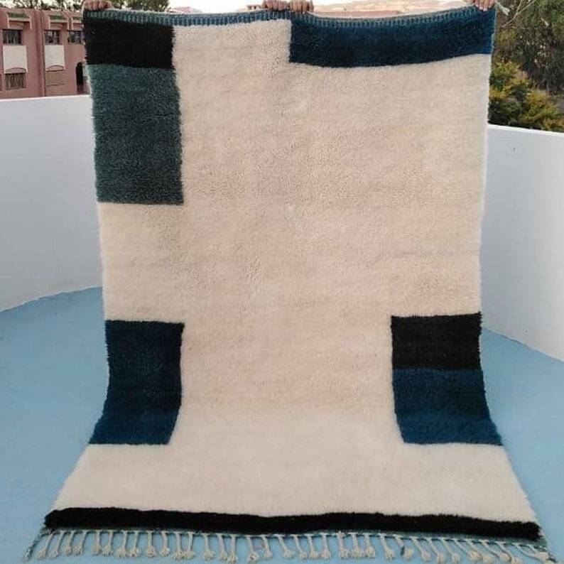 Traditional handmade boujaad rug size 250cmx150cm