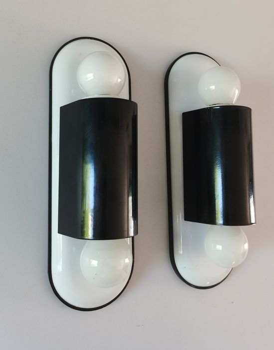 Dui model wall lamps by Vico Magistretti for Artemide