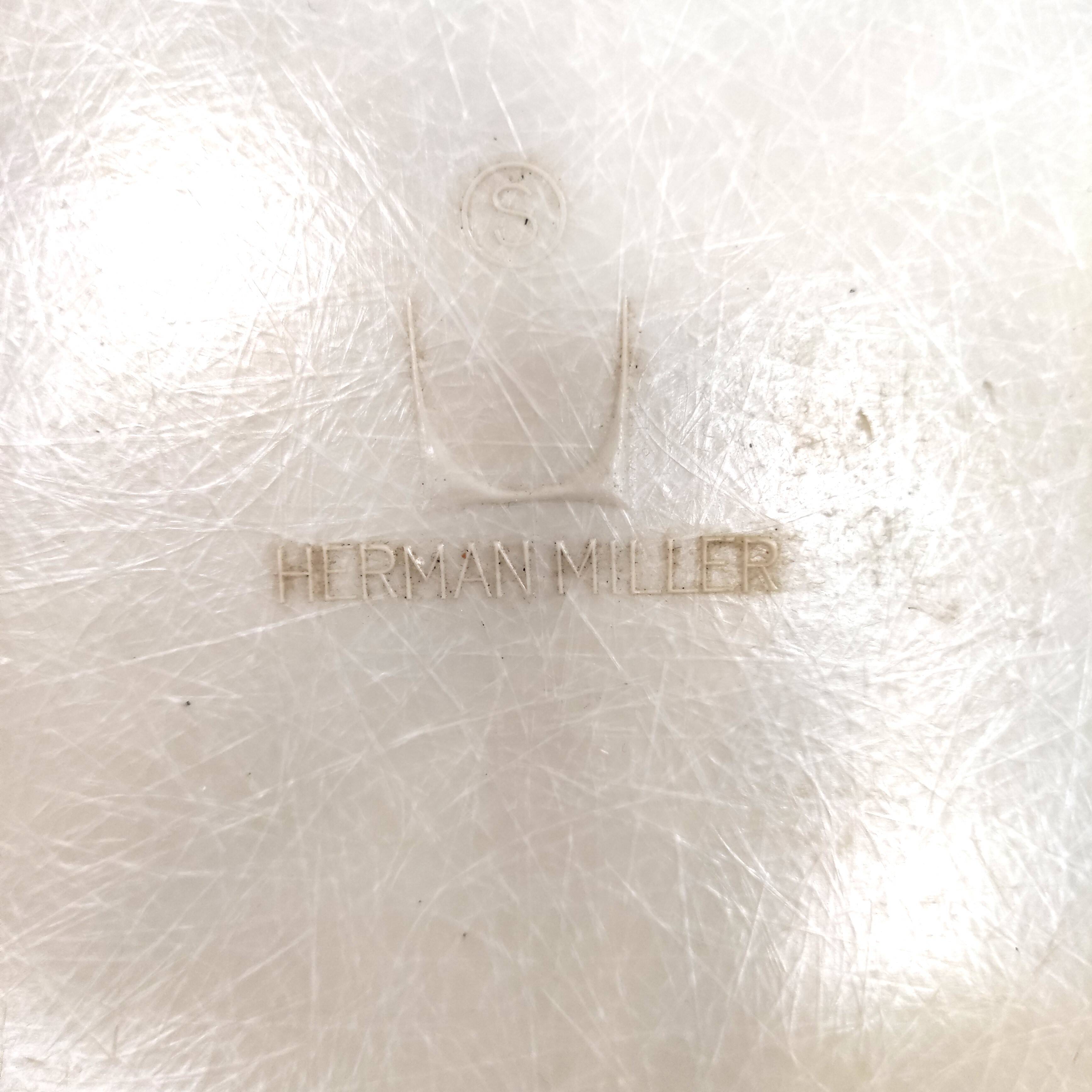 Vintage set of 4 fiberglass dining chairs by Eames – Herman Miller