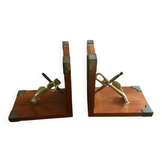 Nautical bookends