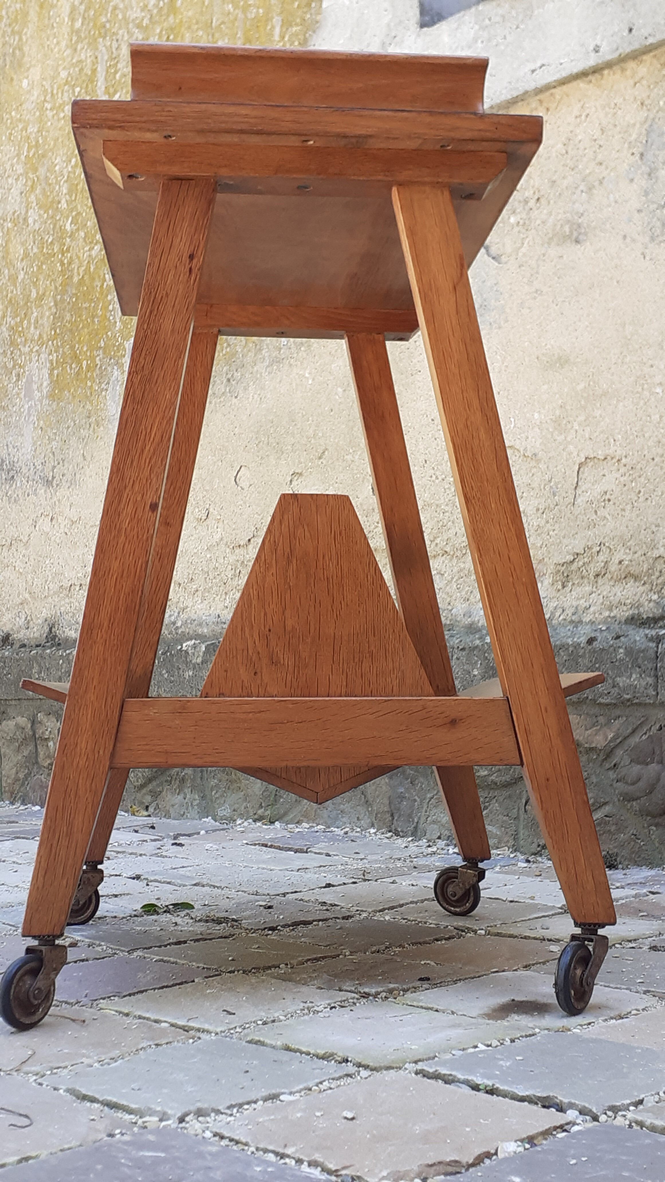 Vintage service year 50 in oak