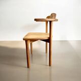 Chaise brutalist en teck
