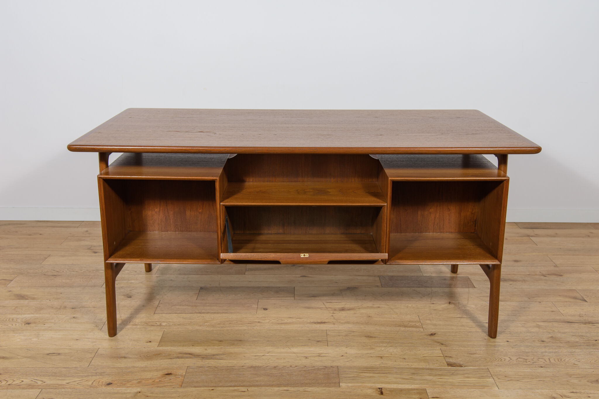 Mid-Century Teak Model 75 Freestanding Desk from Omann Jun, Denmark, 1950s