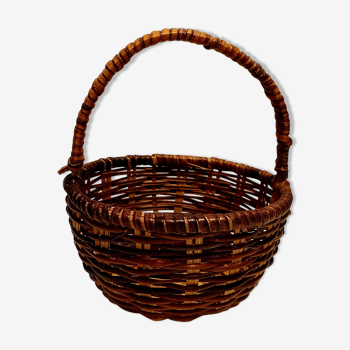 Panier en osier, ancien