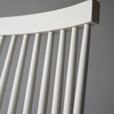 Set of 6 White Pinstolar Chairs