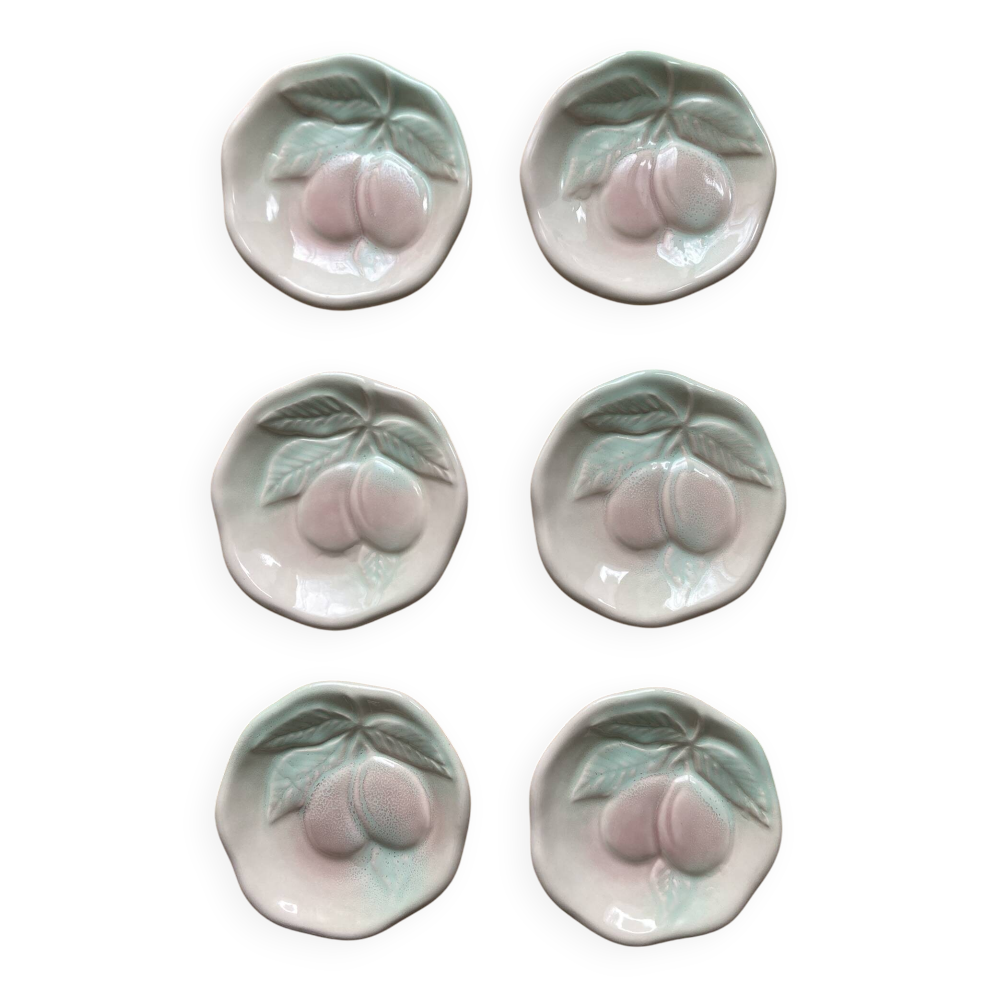 6 small ceramic plates