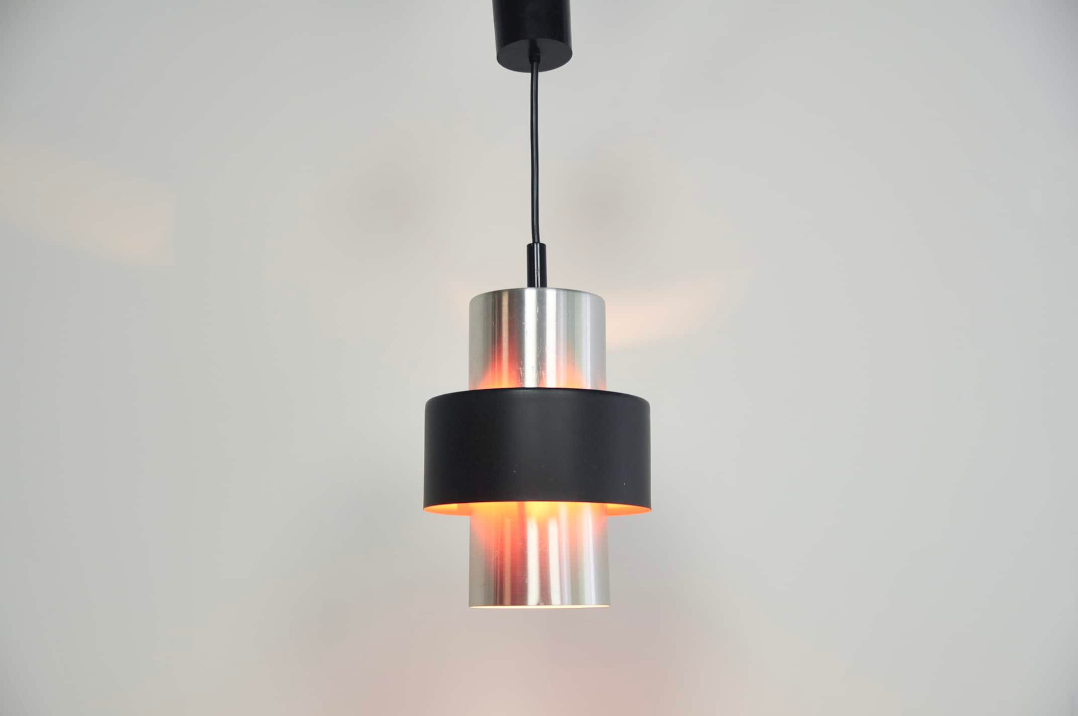Lampe tubulaire argent métallique et noire