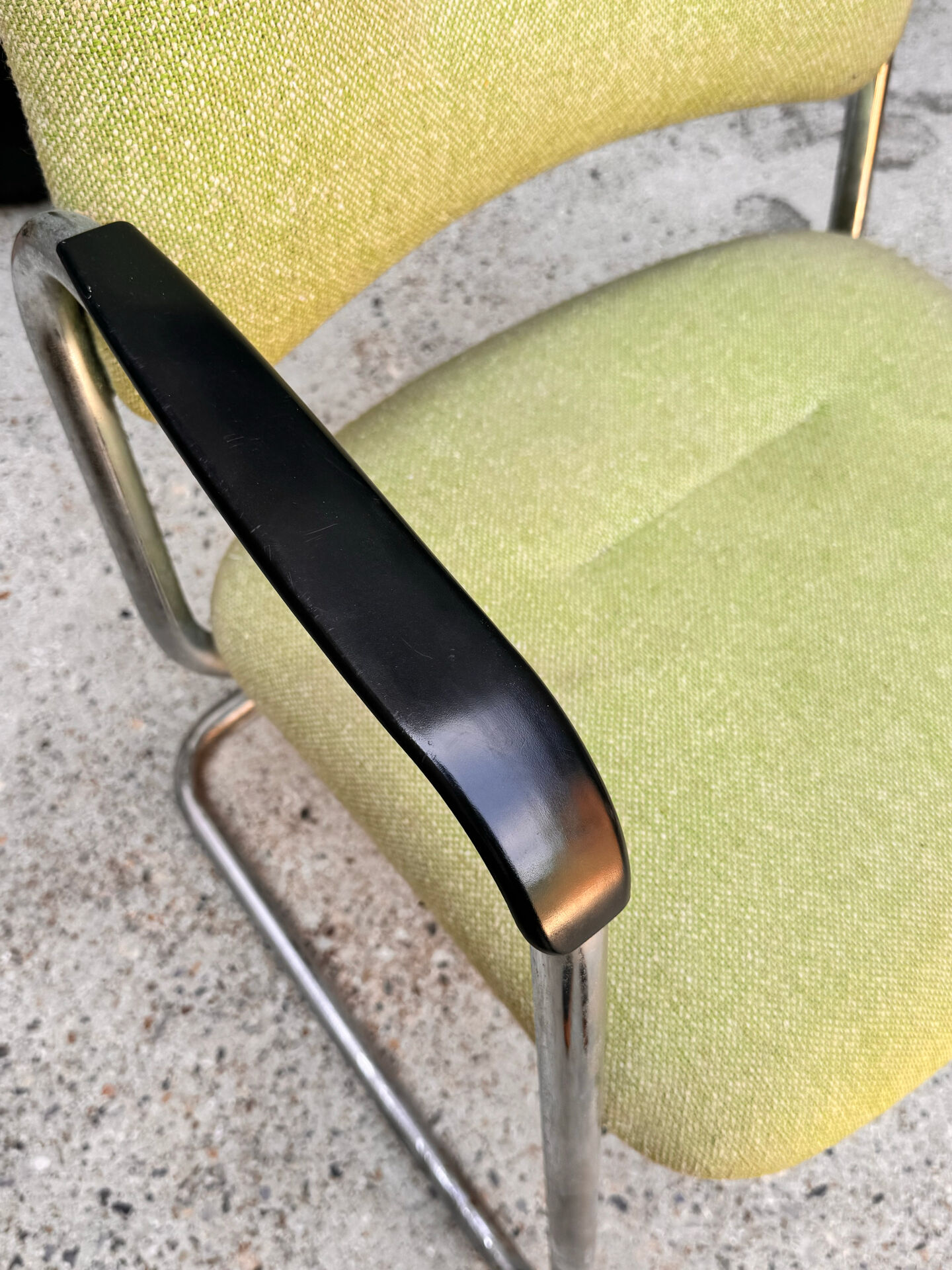 Fauteuil vintage Strafor Steelcase 421, vert chiné