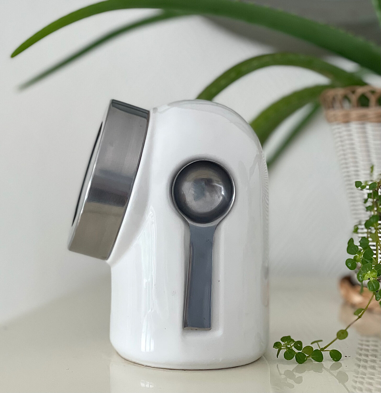 Space age sugar pot