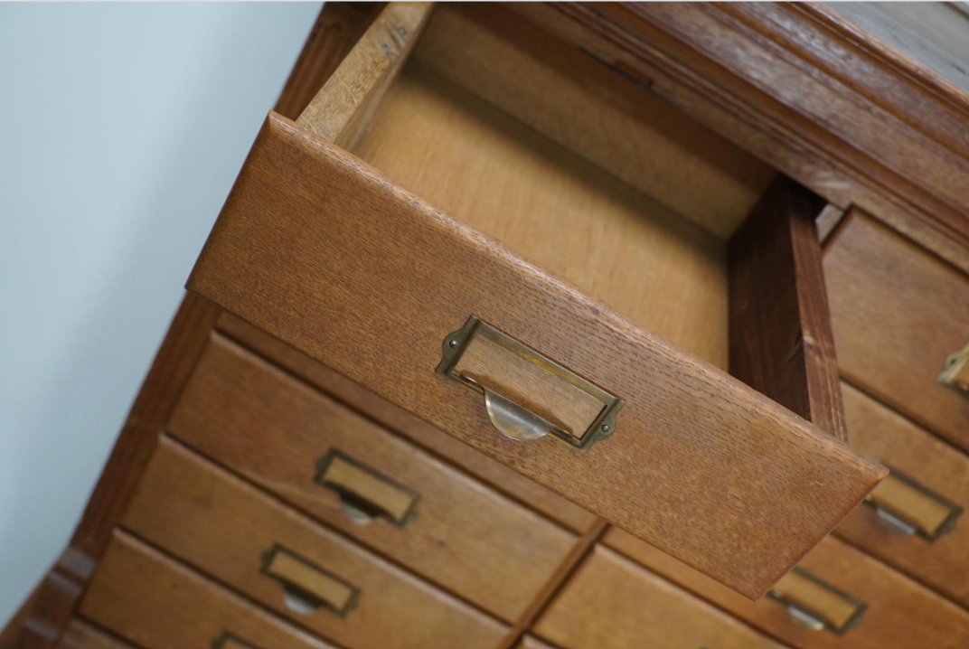 Apothecary or oak binder Netherlands 1930s