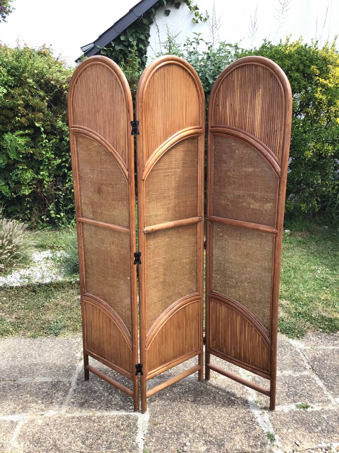 Vintage screen