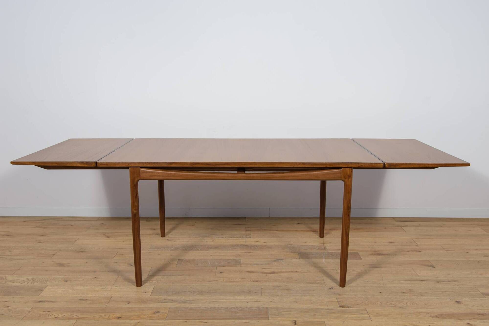 Mid-Century Dining Table by Ib Kofod Larsen for G-Plan, United Knigdom,1960