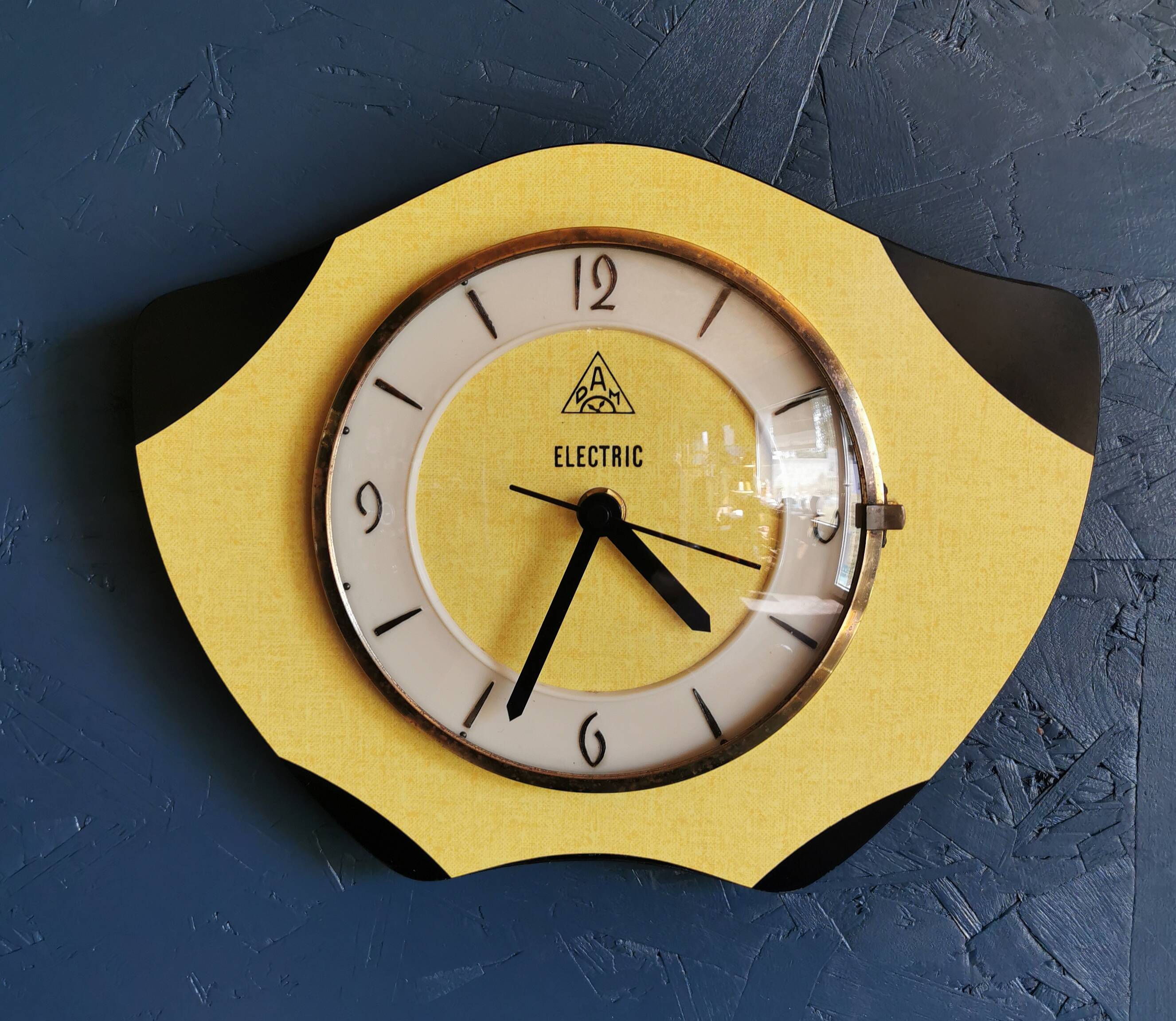 Vintage formica clock silent wall clock 60s "DAM electric yellow black"
