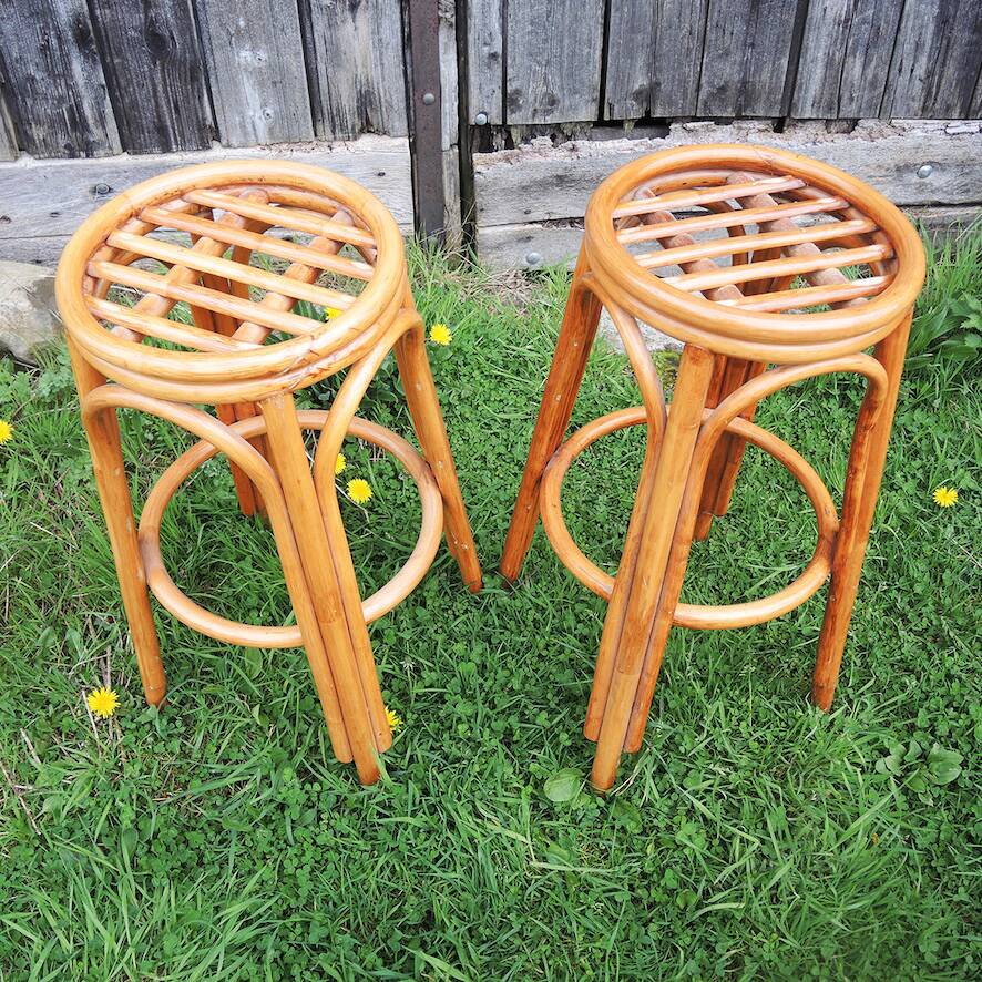 Old Rattan Bar with 2 Matching Stools