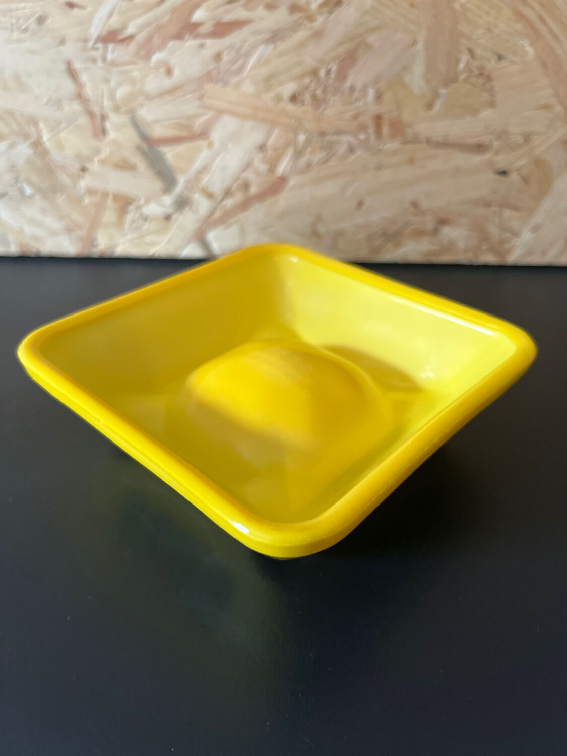 Suze decanter and ashtray