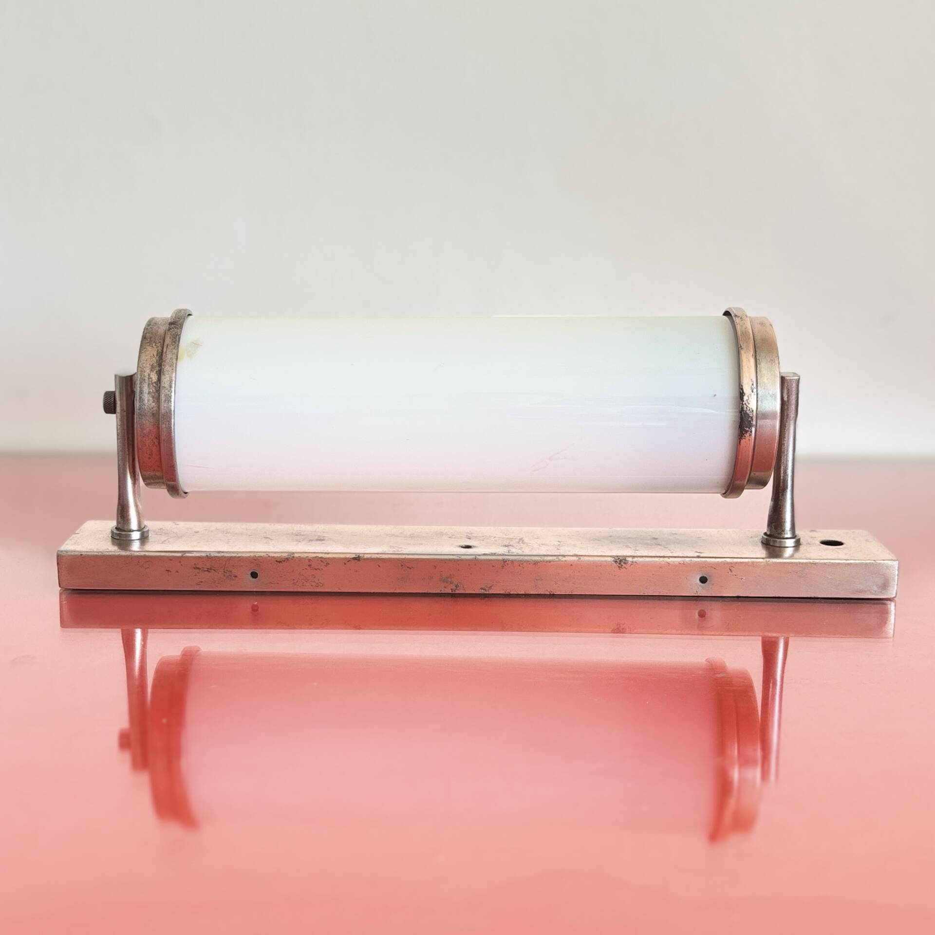 Lampe murale fonctionnaliste, Tchécoslovaquie