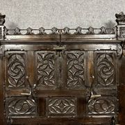 Neo-Gothic coat rack in carved oak, 19th century
