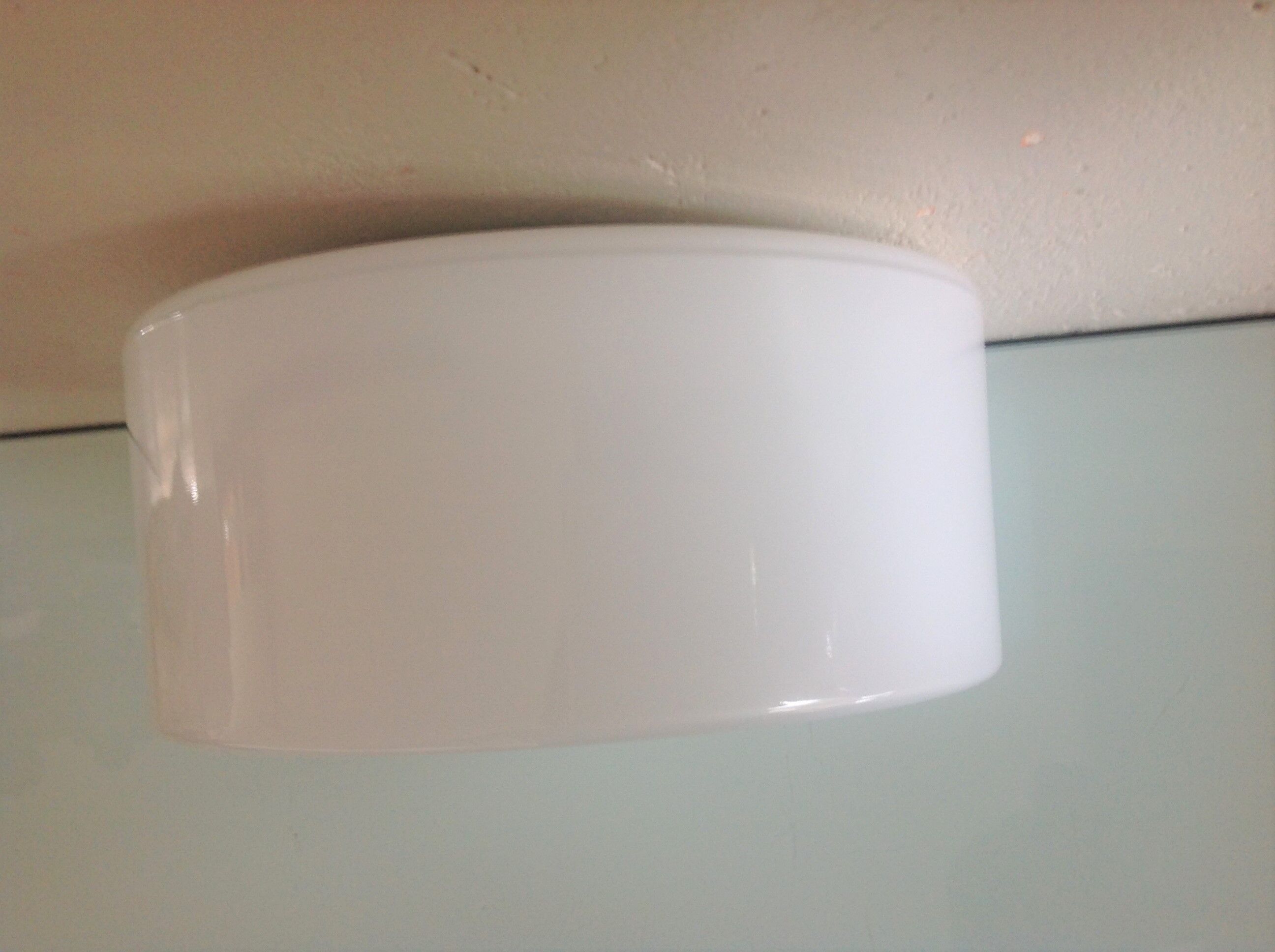 Round ceiling lamp in white opaline / vintage 60s-70s