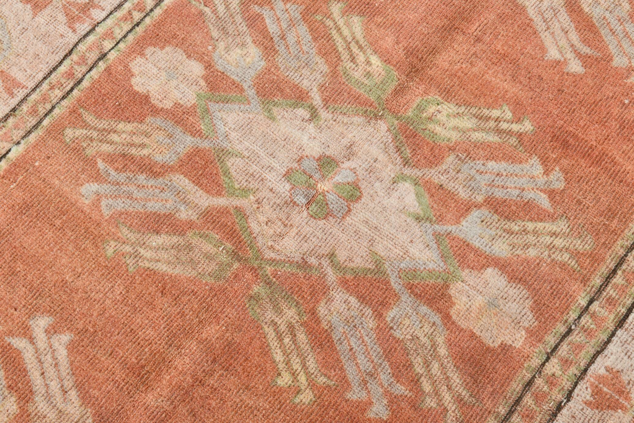 Tapis persan crème pêche 6x9, 195x275 cm
