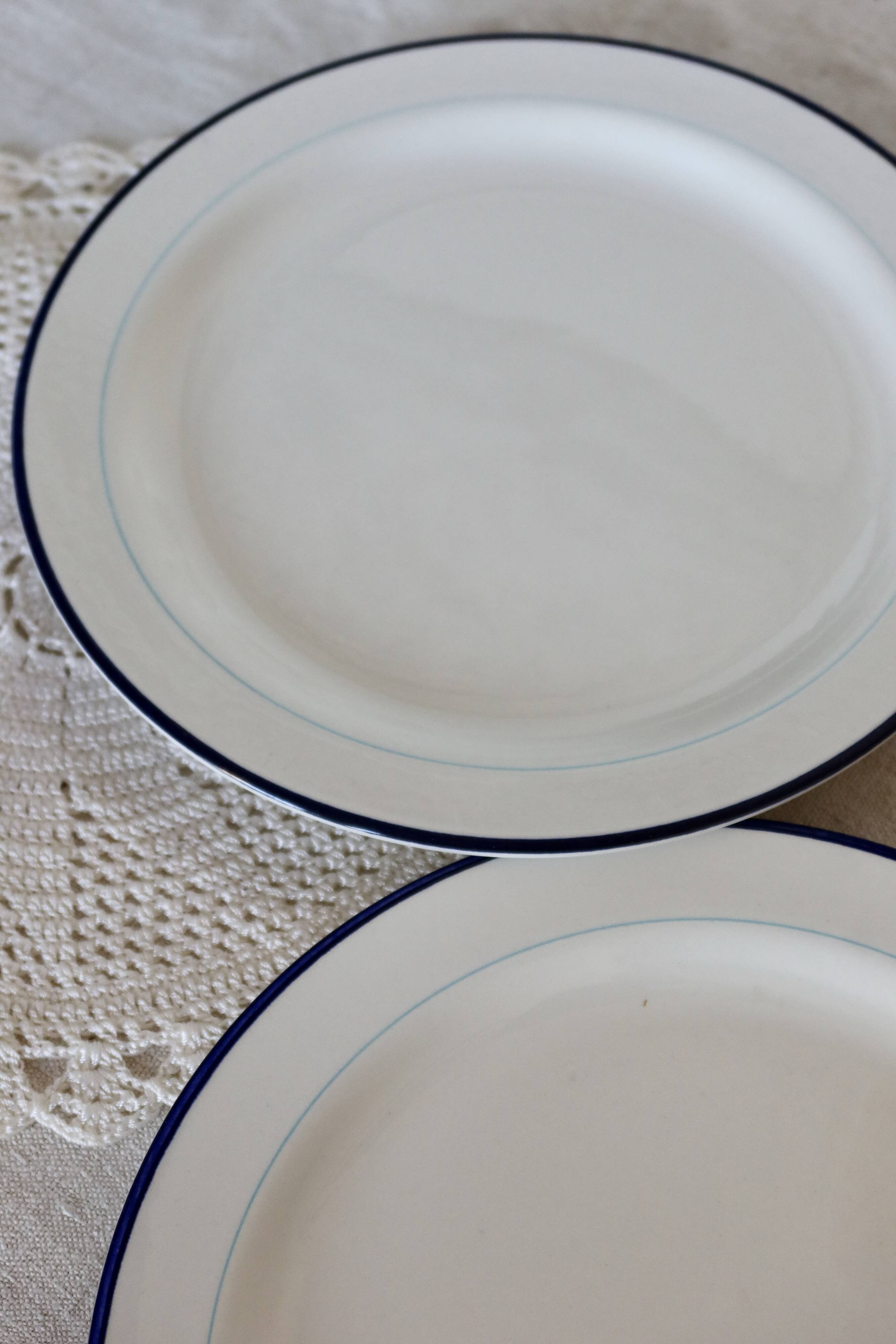 4 vintage Italian blue and white porcelain Nueva Fontebasso dinner plates