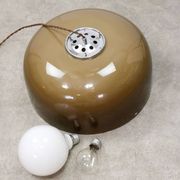 Suspension en brun de l'ère spatiale de Guzzini, années 1960
