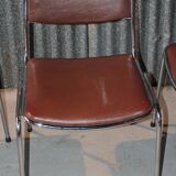 Lot of 4 vintage brown chairs