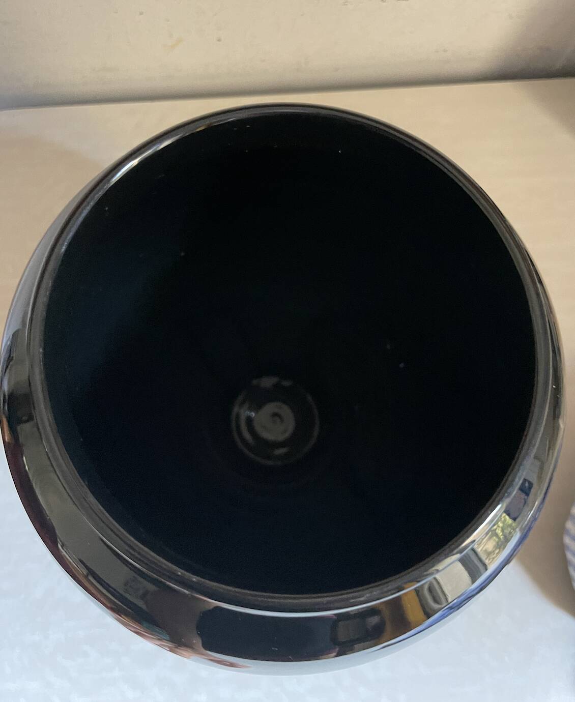 BLACK STONEWARE VASE