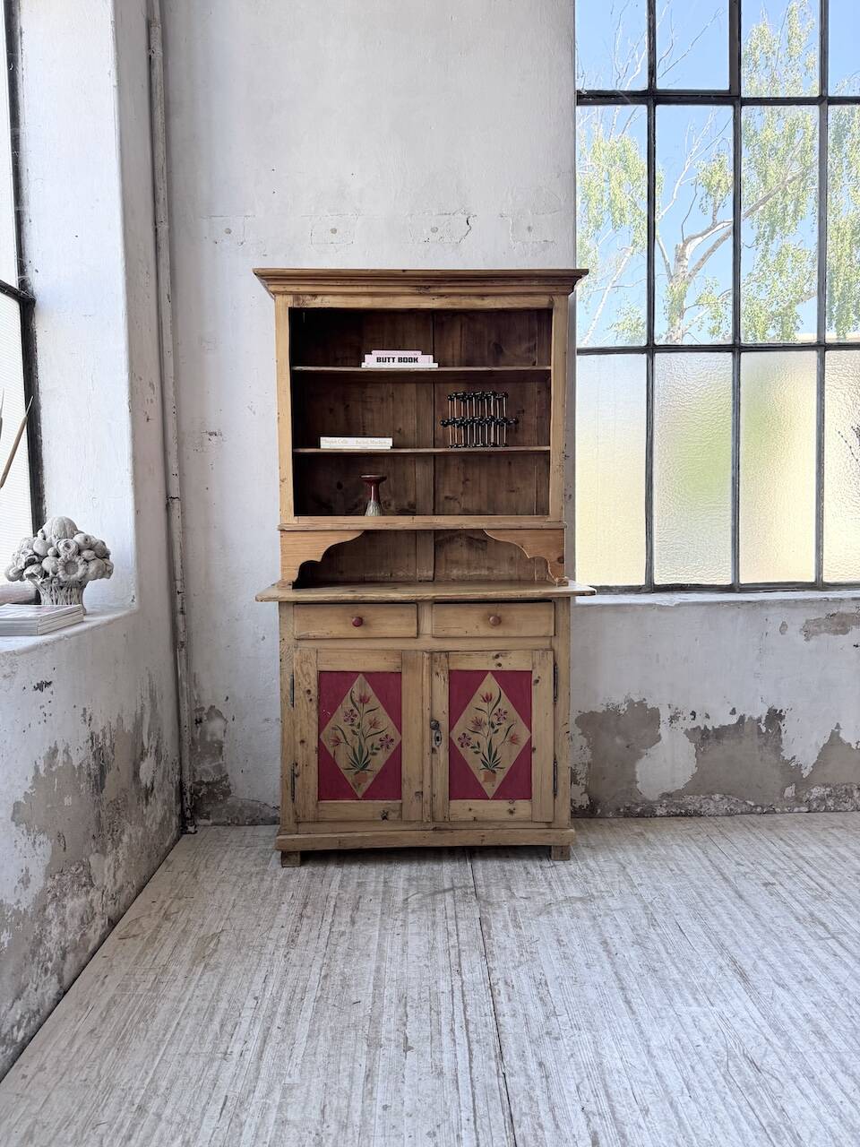 Antique grocery furniture, polychrome folk art, Savoie 1940.
