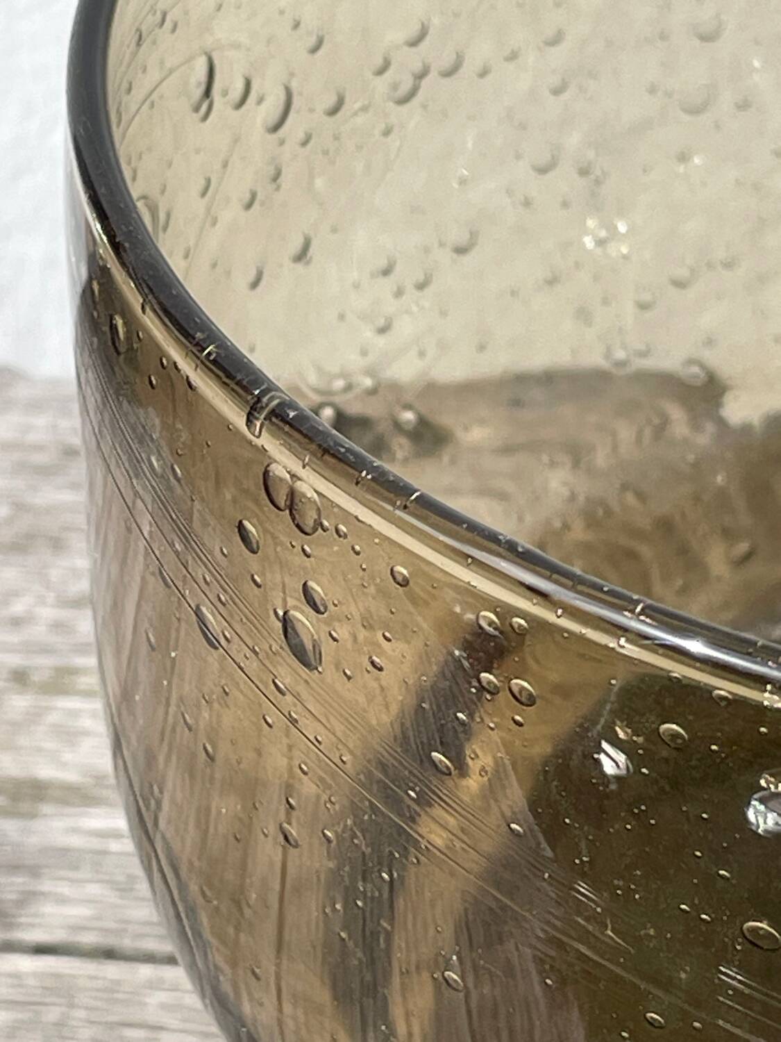 Saladier en verre soufflé style Biot