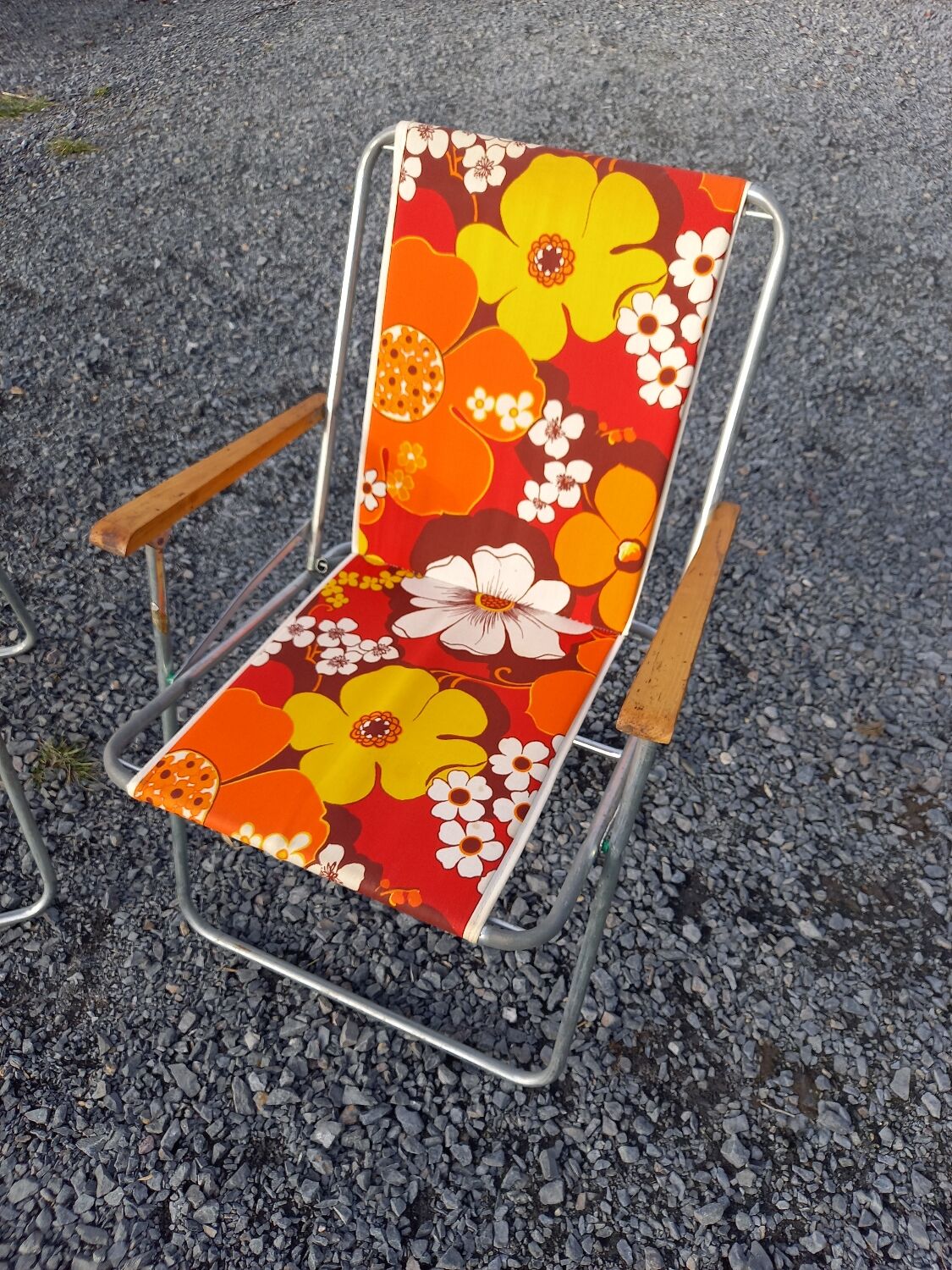 2 folding armchairs camping or beach vintage 70