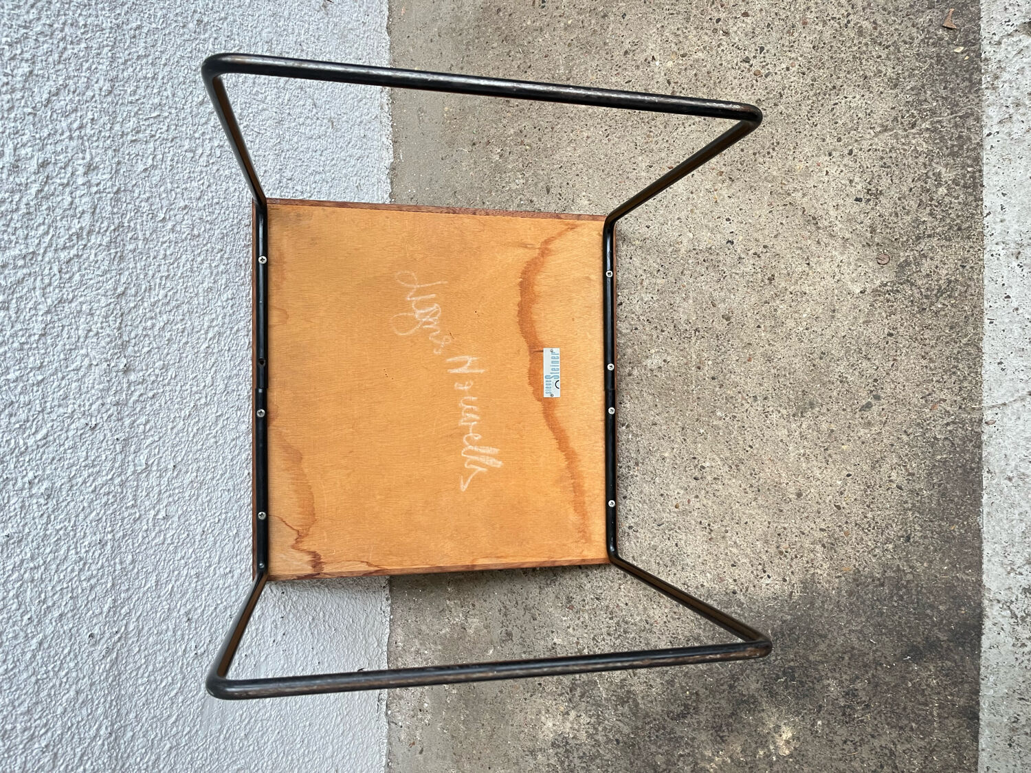 Paire de tables volante Pierre Guariche pour Steiner