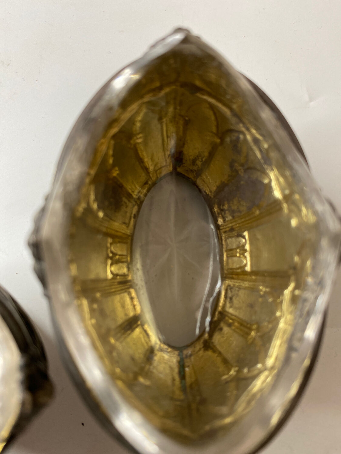 2 salt shakers Saint Louis in silver