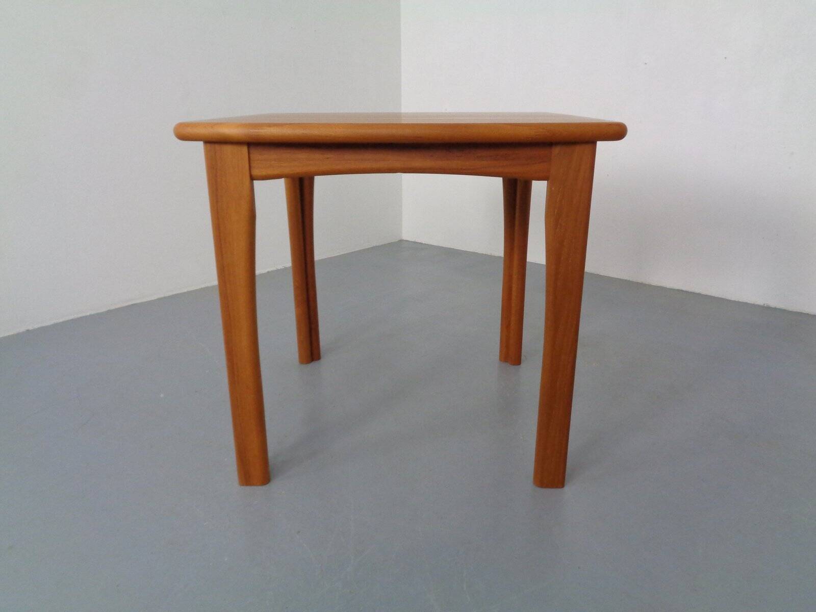 Small teak dining table from Dyrlund, 1970s