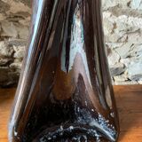 Vase céramique émaillé noir forme libre