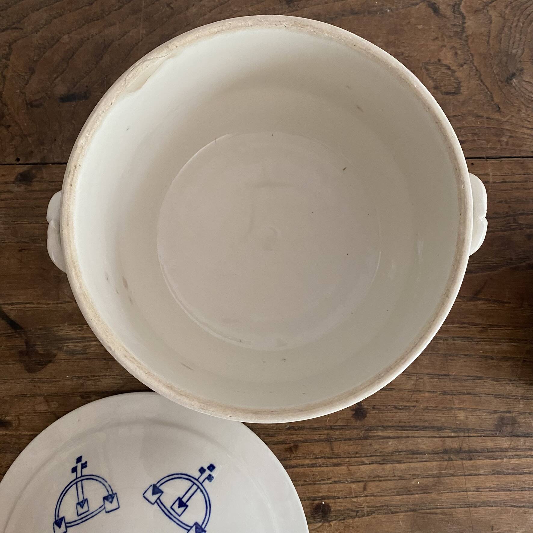 Antique soup tureens Saint Uze