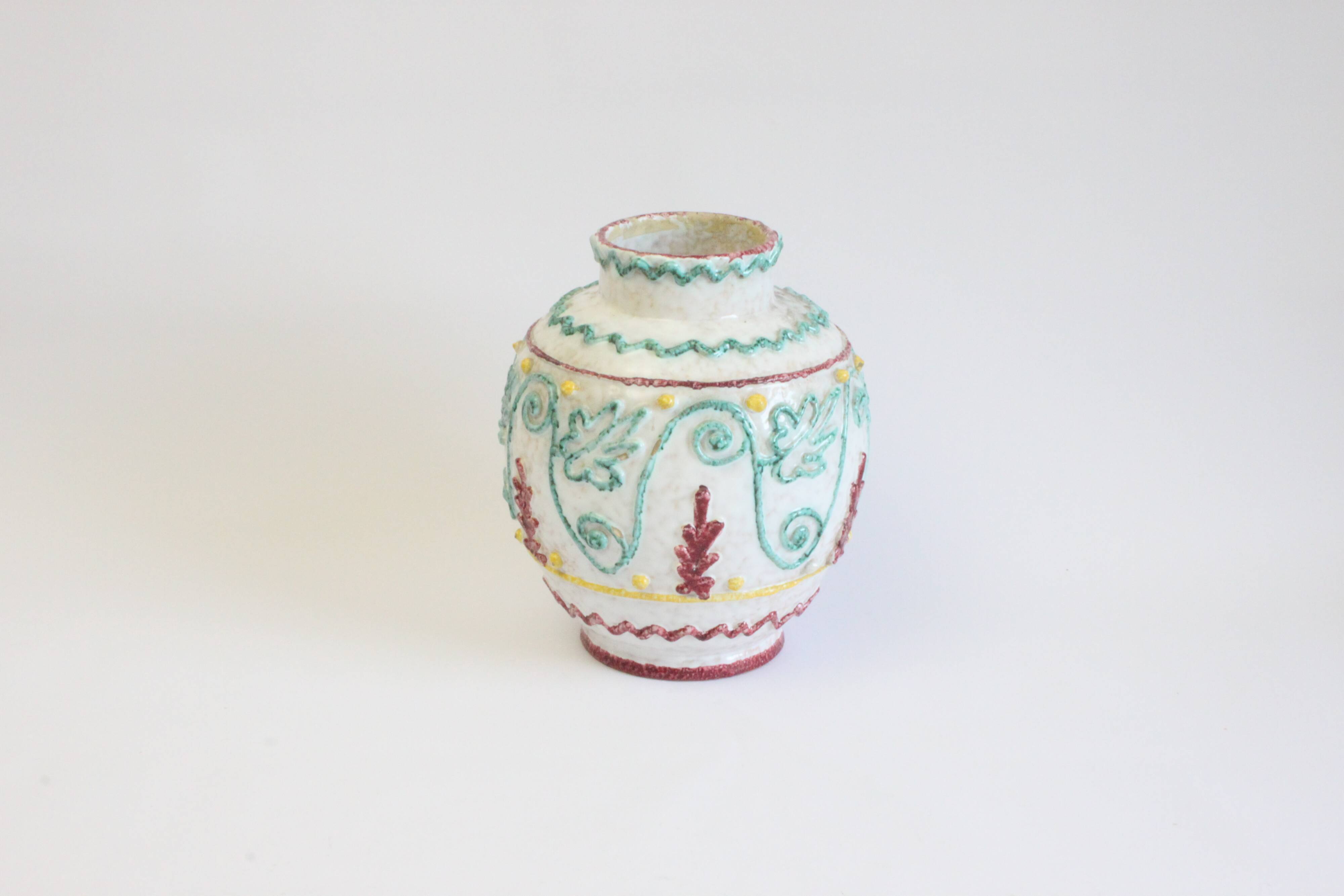 Mediterranean vase with reliëf by Fratelli Fanciullacci, Italy