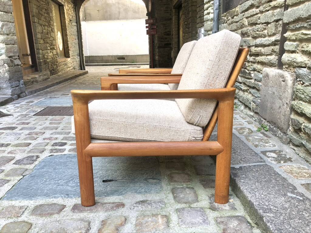 Pair of Danish armchairs 1970